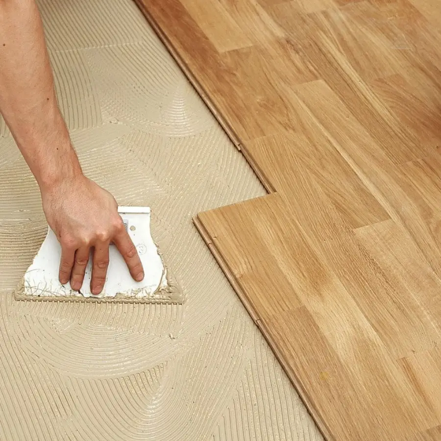La Meilleure Pose de Parquet Collé