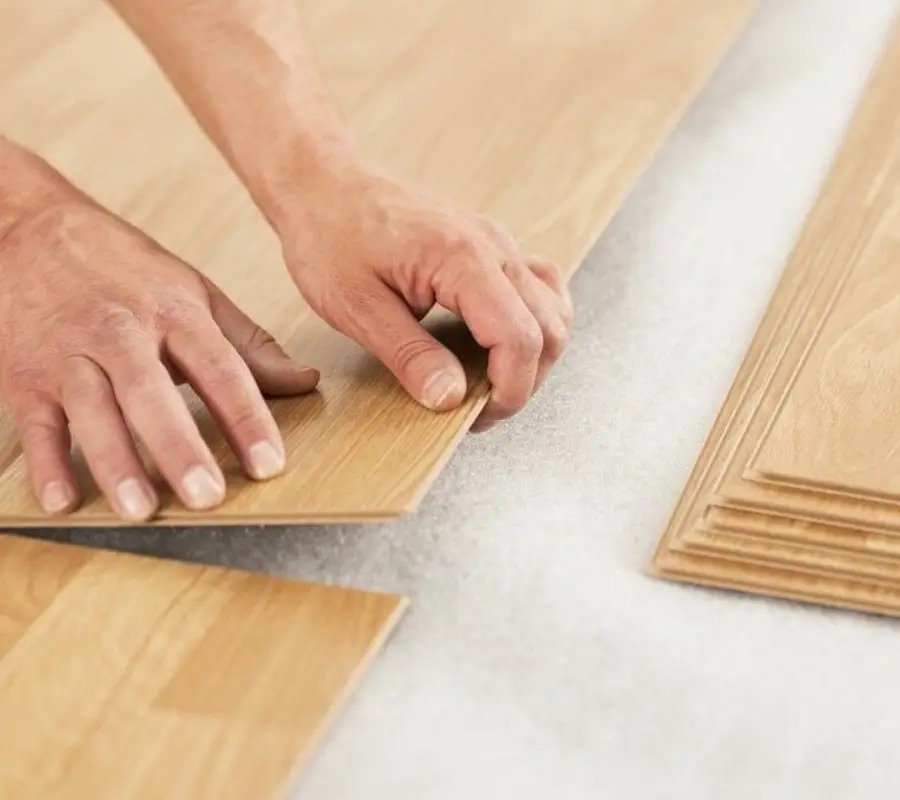 Les avantages de la Pose Parquet Flottant en haute Savoie