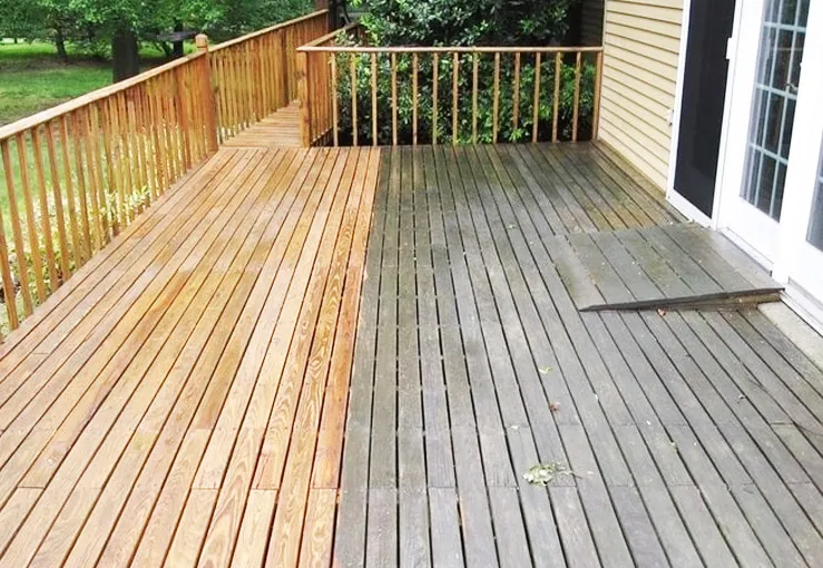 Service expert de nettoyage de parquet de balcon et terrasse en bois
