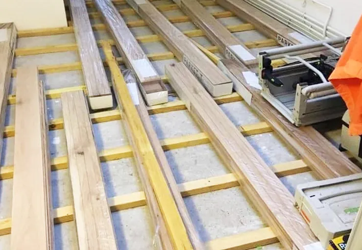 Spécialiste de la Pose de Parquet Massif Cloué en Haute-Savoie