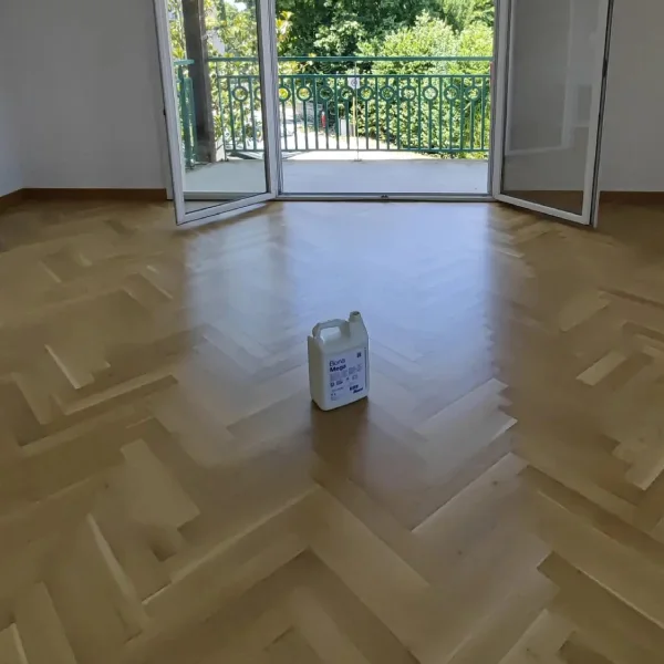vitrification-bona-mega-parquet-point-de-hongrie-paris